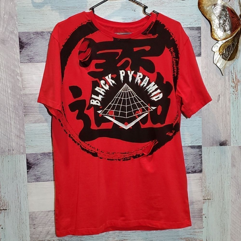 Black Pyramid Red Ripped Thrashed Embroidered Log TShirt Tee, Sz M Men's